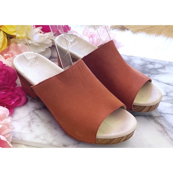 Dansko Shoes - Dankso Maci Coral Leather Mules Slides Sandals 39